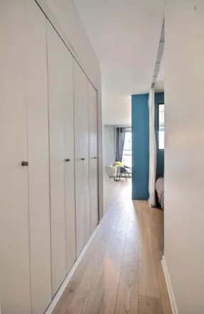 Image 3 - 11 Rue de Lourmel, 75015 Paris, France - Apartment for rent