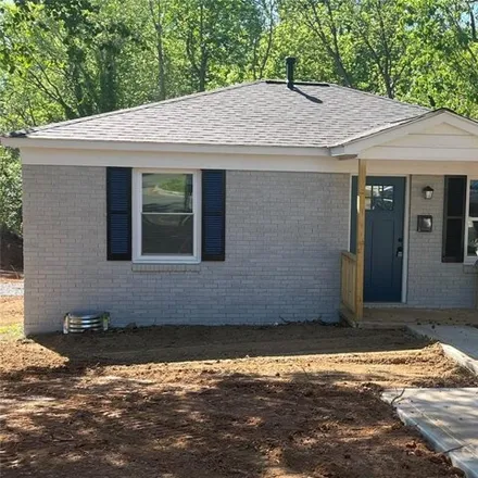 Rent this 2 bed house on 2428 Estelle Street in Charlotte, NC 28216