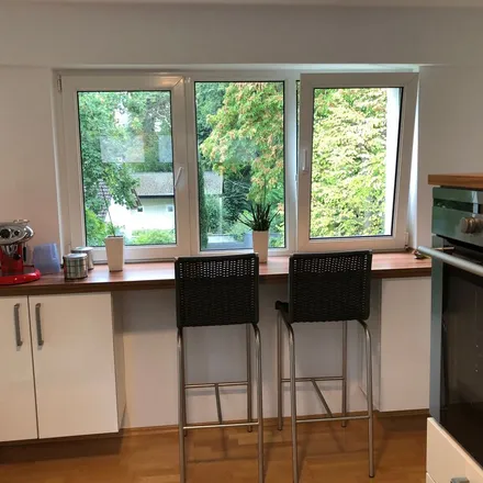 Rent this 3 bed apartment on Heidesheimer Straße 35 in 55124 Mainz, Germany