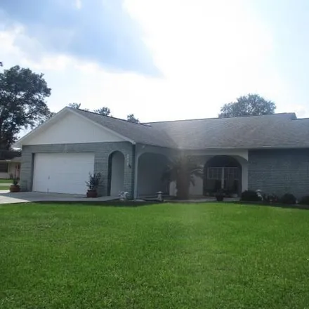 Buy this 3 bed house on 5843 18th Street in Zephyrhills, FL 33542