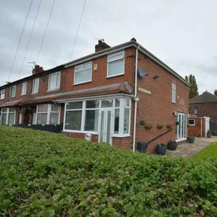 Buy this 3 bed duplex on St. Georges Road in Droylsden, N/a