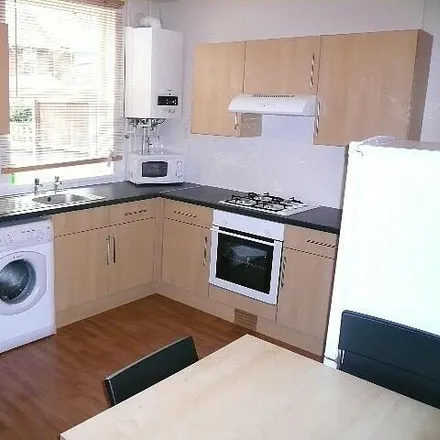 Image 2 - Humber Road South, Beeston, NG9 2EY, United Kingdom - Townhouse for rent