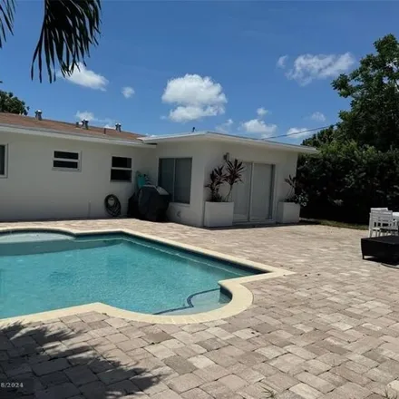 Image 2 - 241 NE 48th Ct, Fort Lauderdale, Florida, 33334 - House for rent