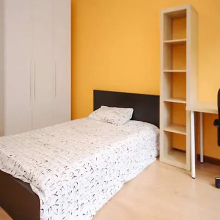 Image 4 - Via Leone Tolstoi, 20146 Milan MI, Italy - Apartment for rent