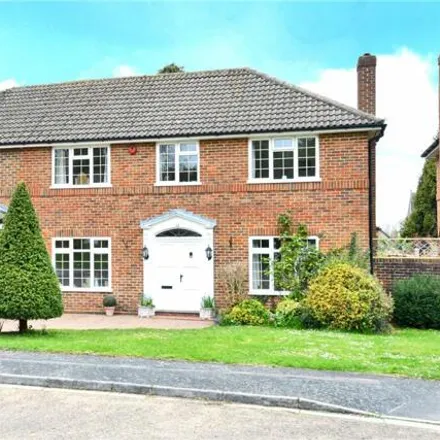 Buy this 5 bed house on The Maples in Banstead, SM7 3QZ