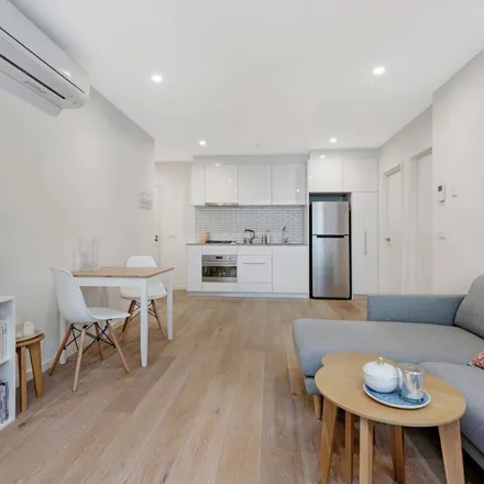 Rent this 3 bed apartment on Garfield Street in Richmond VIC 3121, Australia