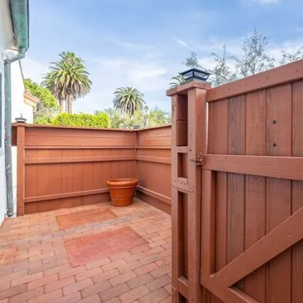 Image 7 - 7469 Rosewood Avenue, Los Angeles, CA 90036, USA - House for rent