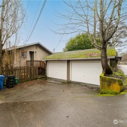 Image 7 - 4051 Letitia Ave S, Seattle, Washington, 98118 - House for sale
