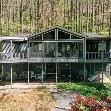 Image 2 - 122 Village Road, Youngs Mountain, Rutherford County, NC 28746, USA - House for sale