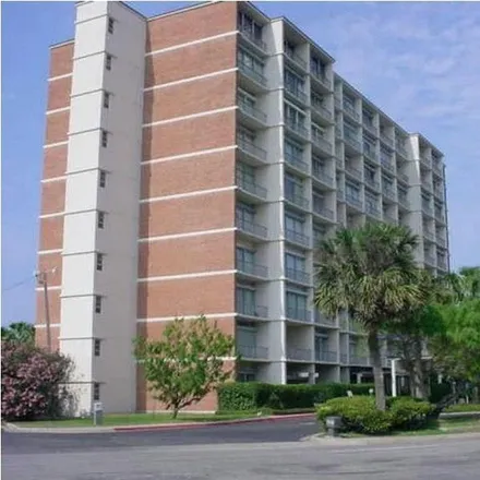 Buy this studio loft on 4600 Ocean Drive in Corpus Christi, TX 78412