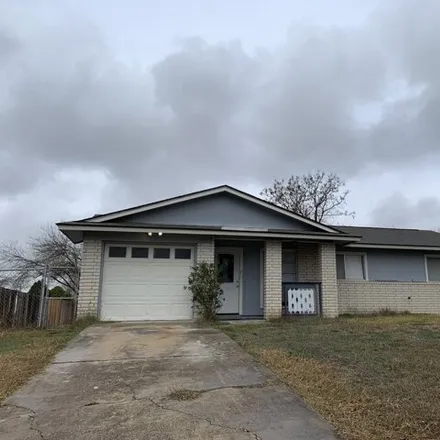 Rent this 4 bed house on 280 Eastover Street in San Antonio, TX 78220