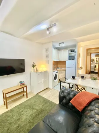 Rent this 1 bed apartment on Baja California in Carrer de Lleida, 08001 Barcelona