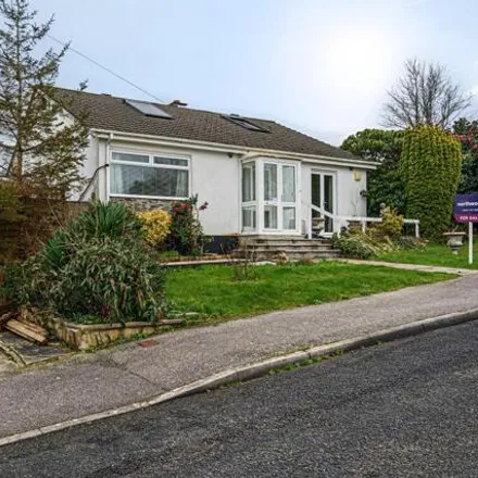 Buy this 4 bed house on West Corner in Carnon Downs, TR3 6LX