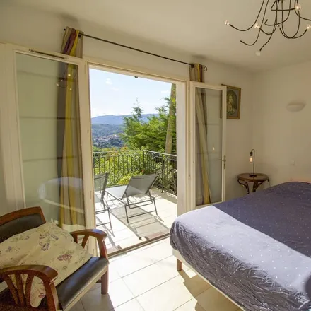 Rent this 3 bed apartment on Avenue de Provence in 83440 Montauroux, France