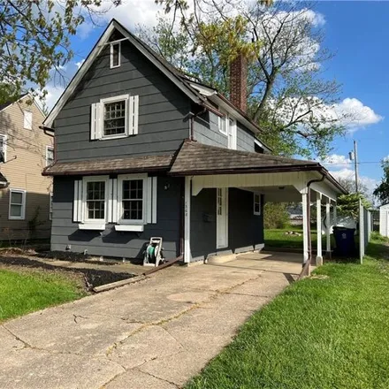 Buy this 2 bed house on 1364 F Street in Lorain, OH 44052