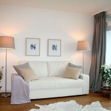 Rent this 1 bed apartment on Julius-Brecht-Straße 11 in 22609 Hamburg, Germany