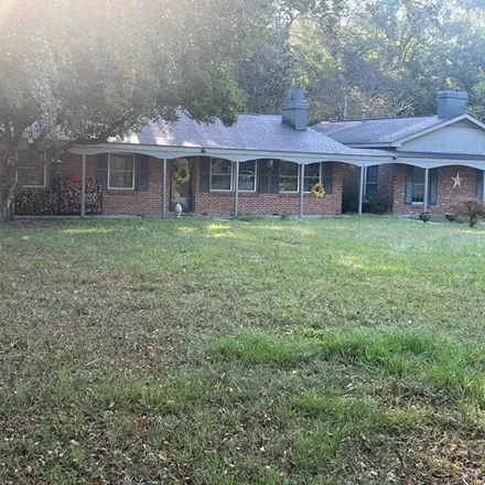 Buy this 4 bed house on Barbour Lane in Tullis, Eufaula
