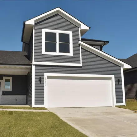 Buy this 3 bed house on Deerview Drive in Urbandale, IA 50323