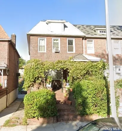 Rent this 2 bed townhouse on 35 Groton Street in New York, NY 11375