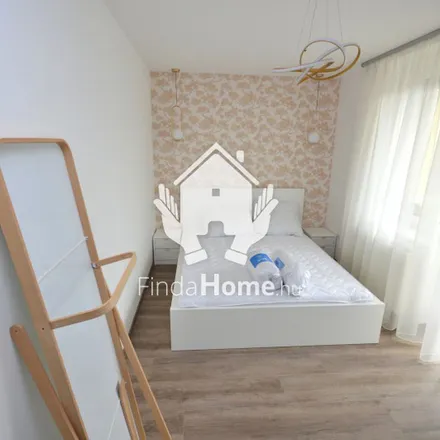 Rent this 3 bed apartment on Debrecen in Antall József utca, 4025