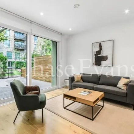 Rent this 3 bed townhouse on Garden Houses in Wansey Street, London