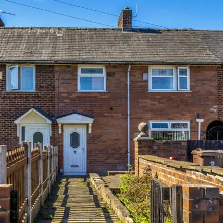 Buy this 3 bed townhouse on Acton Avenue in Manchester, M40 2WH