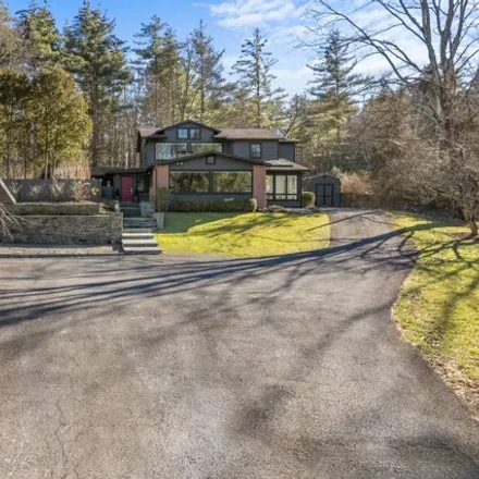 Buy this 5 bed house on 192 Broadview Road in Woodstock, NY 12498