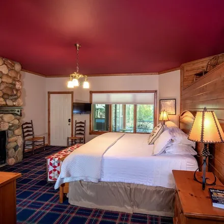 Rent this 8 bed house on Estes Park in CO, 80517