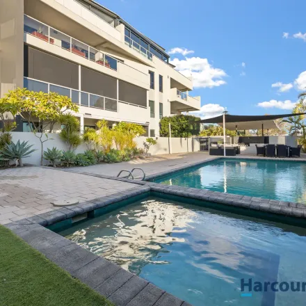 Rent this 3 bed apartment on 105 Melville Parade in Como WA 6152, Australia