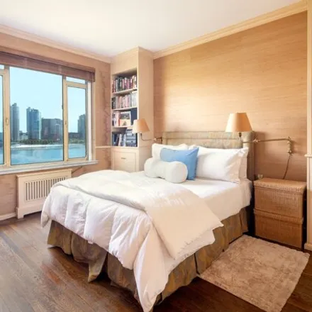 Image 9 - 455 East 51st Street, New York, NY 10022, USA - Apartment for sale