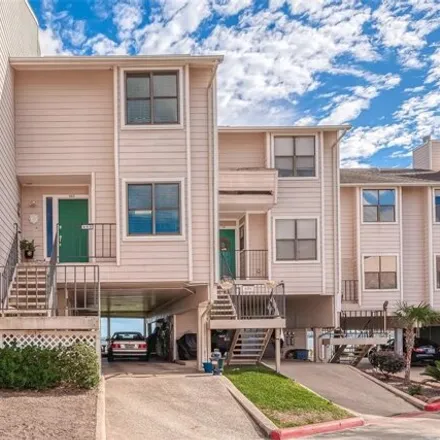 Buy this 2 bed condo on Domino's in East NASA Parkway, Seabrook