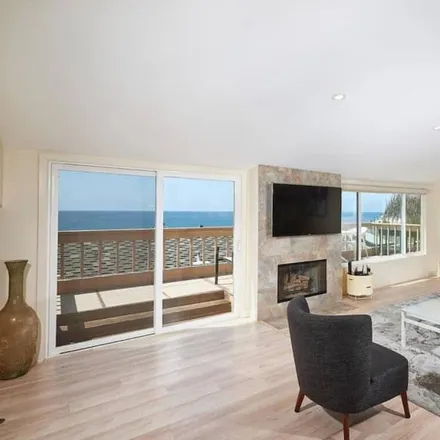 Image 2 - Solana Beach, CA, 92075 - Townhouse for rent