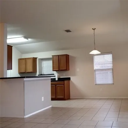 Image 6 - 1851 Bayfront Drive, Dallas, TX 75051, USA - House for rent