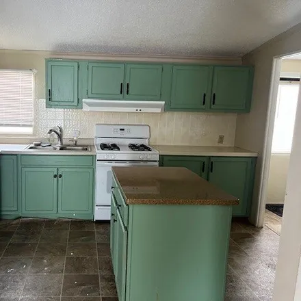 Buy this studio apartment on 28894 Beechwood Avenue in Huron Charter Township, MI 48134