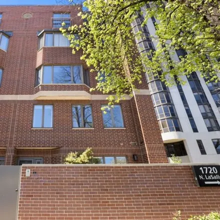 Image 2 - 150 West Eugenie Street, Chicago, IL 60614, USA - Townhouse for sale