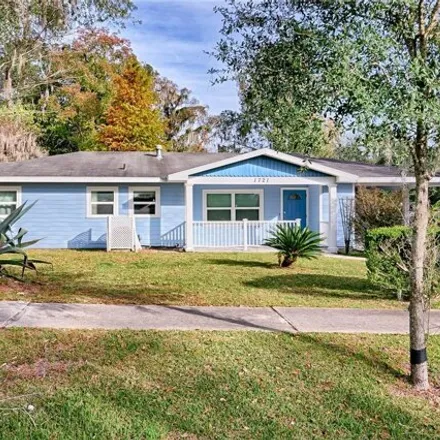 Buy this 3 bed house on 2714 Southeast 18th Avenue in Alachua County, FL 32641