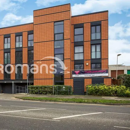 Rent this 2 bed apartment on Wokingham Road in Bracknell, RG42 1ND