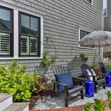 Image 2 - West Vine Street Extension, Provincetown, MA 02657, USA - Townhouse for sale