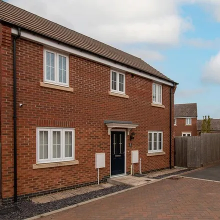 Rent this 3 bed house on Kilbride Way in Peterborough, PE2 6SX