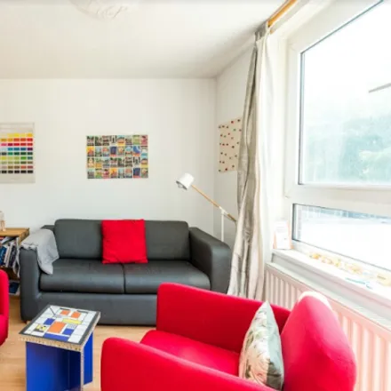 Rent this studio apartment on Oakley Square in London, NW1 1NH