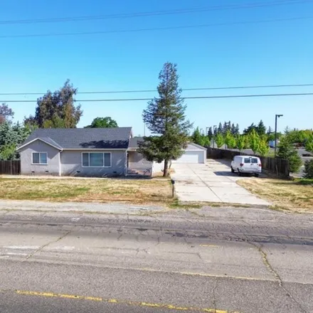 Buy this 5 bed house on West Main Street in Ripon, CA 95366