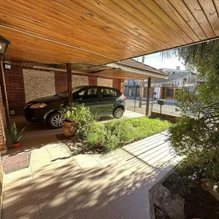 Image 1 - Héctor Guidi 1632, Partido de Lanús, Lanús Este, Argentina - House for sale