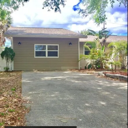 Image 3 - 6728 Kingswood Drive North, Saint Petersburg, FL 33702, USA - Apartment for rent