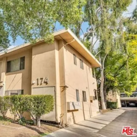 Buy this 9 bed house on 148 North Mar Vista Avenue in Pasadena, CA 91106
