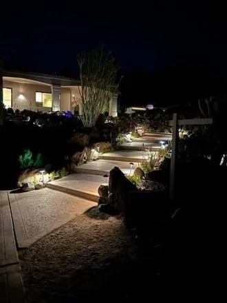 Image 3 - 2959 Cholla Place, Palm Springs, CA 92264, USA - House for sale