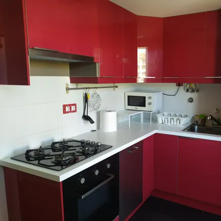 Image 6 - bloco D, Rua do Girassol, 2775-629 Parede, Portugal - Apartment for rent