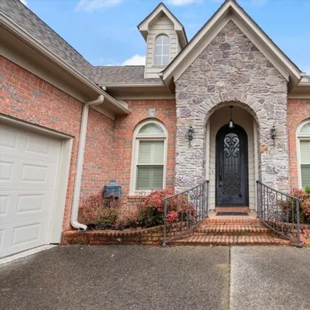 Buy this 4 bed house on 530 Warwick Willow Lane in Collierville, TN 38017