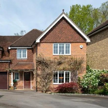 Buy this 5 bed house on Smalley Close in Barkham, RG41 4AP