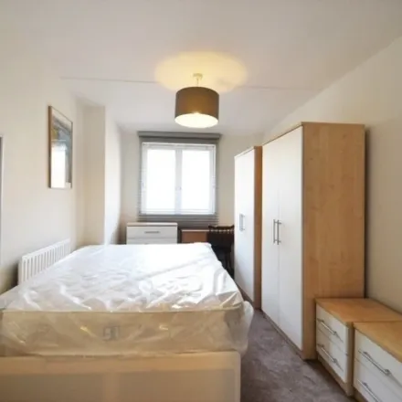 Image 3 - Bernhardt Crescent, London, NW8 8EQ, United Kingdom - Apartment for rent