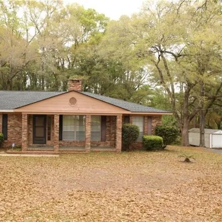 Rent this 3 bed house on 5404 Yucca Drive in Oakwood Estates, Mobile